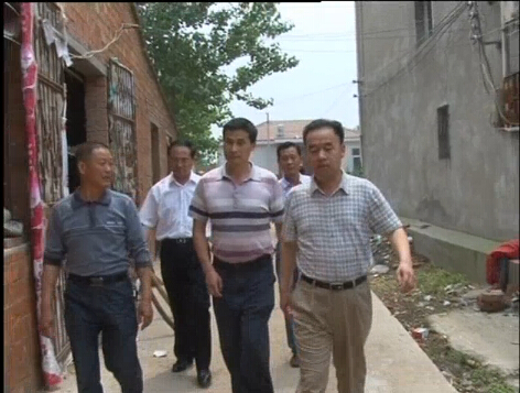 省人大代表曾純玉調研農村工作