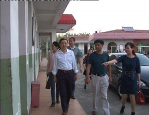 玉豐集團到福利院和老人們同慶重陽節
